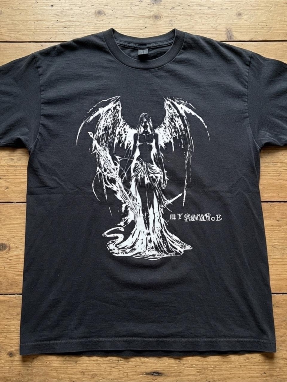 Gildan Black Short-Sleeve Tee with White Angel Wings Graphic